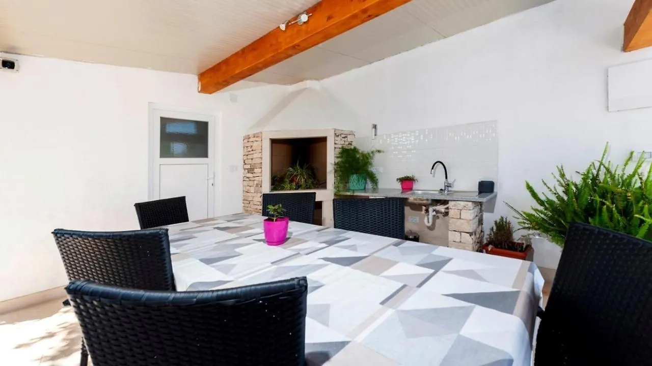 Pensión Villa Nina Žminj